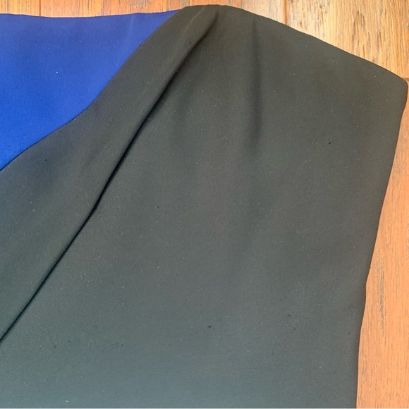 BCBGeneration Audrianna Colorblock Gown – Size 2 - Picture 10 of 13